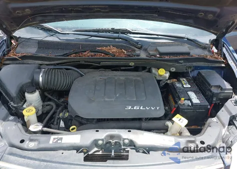 2014 Chrysler Town & Country Touring z USA, uszkodzony, nr VIN 2C4RC1BG7ER303532